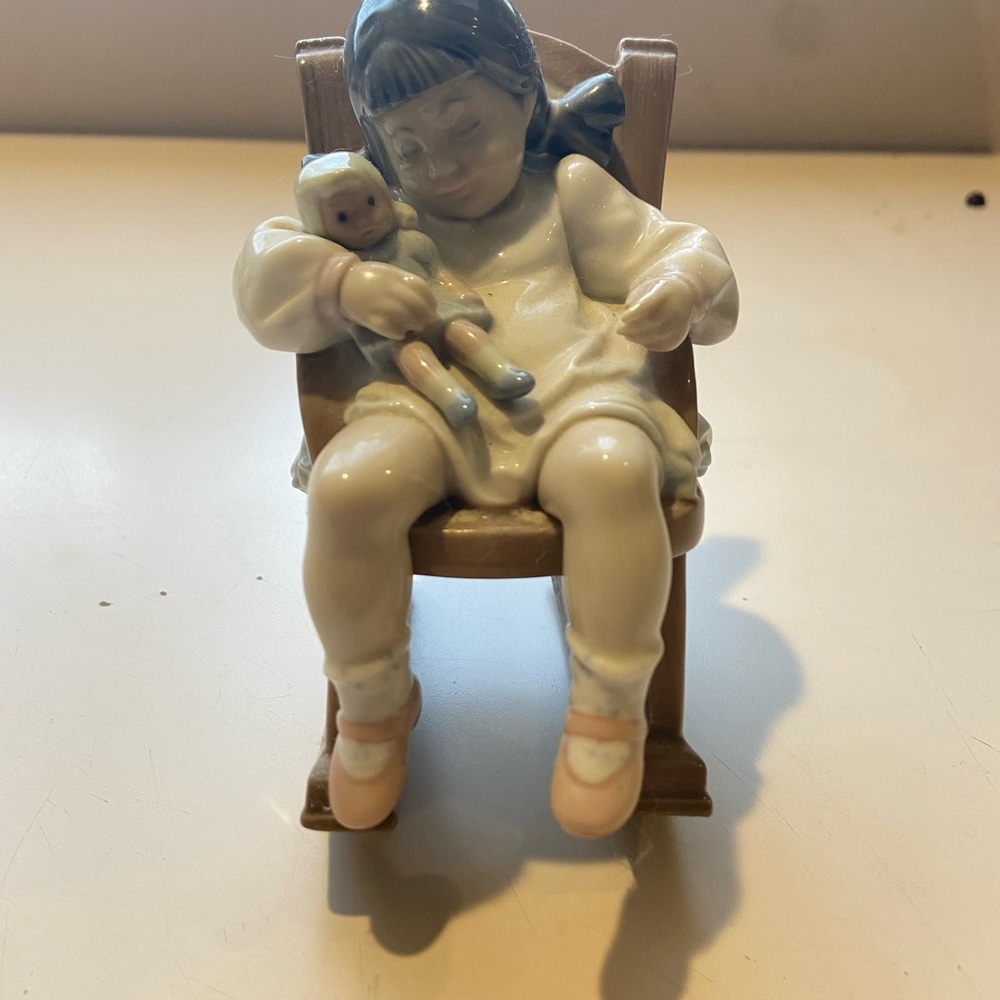 LLADRÓ Figurine